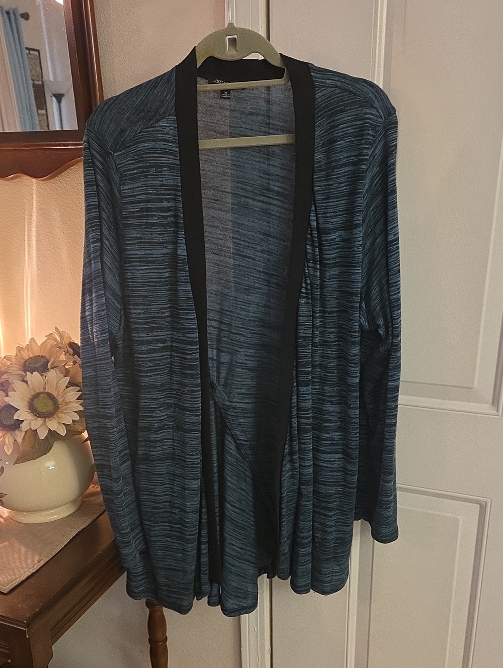 Notations Woman Blue and Black Striped Open Cardigan